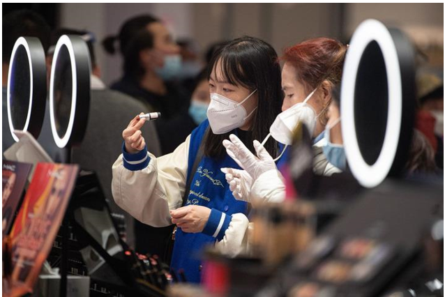 華瓴君與您一起學(xué)習(xí)——以習(xí)近平同志為核心的黨引導(dǎo)中國(guó)經(jīng)濟(jì)穩(wěn)中求進(jìn)開(kāi)新局